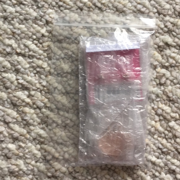 NWT Kate Spade Rose-Gold Heart Drop Earings - Picture 4 of 7